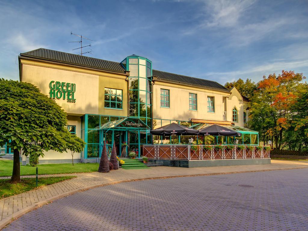 Green Hotel 코모르니키 외부 사진